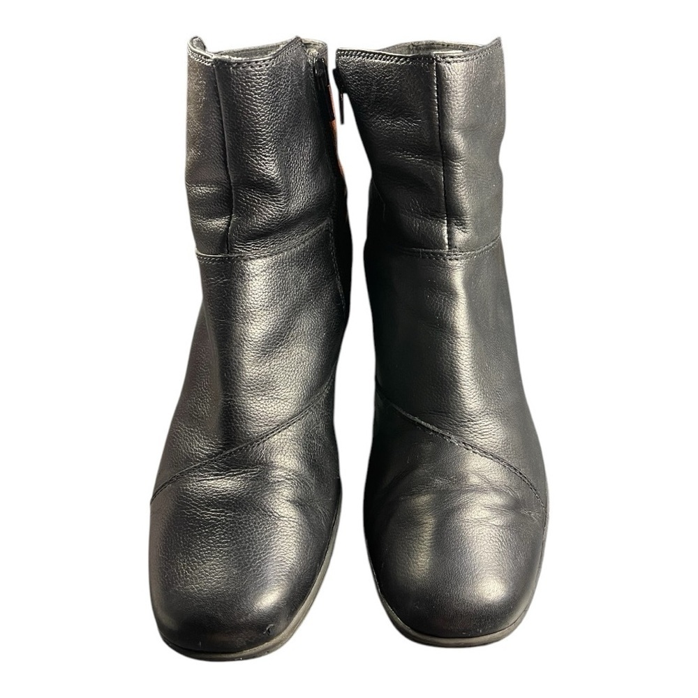 Clarks Black Leather Ankle Boots - Size 10M